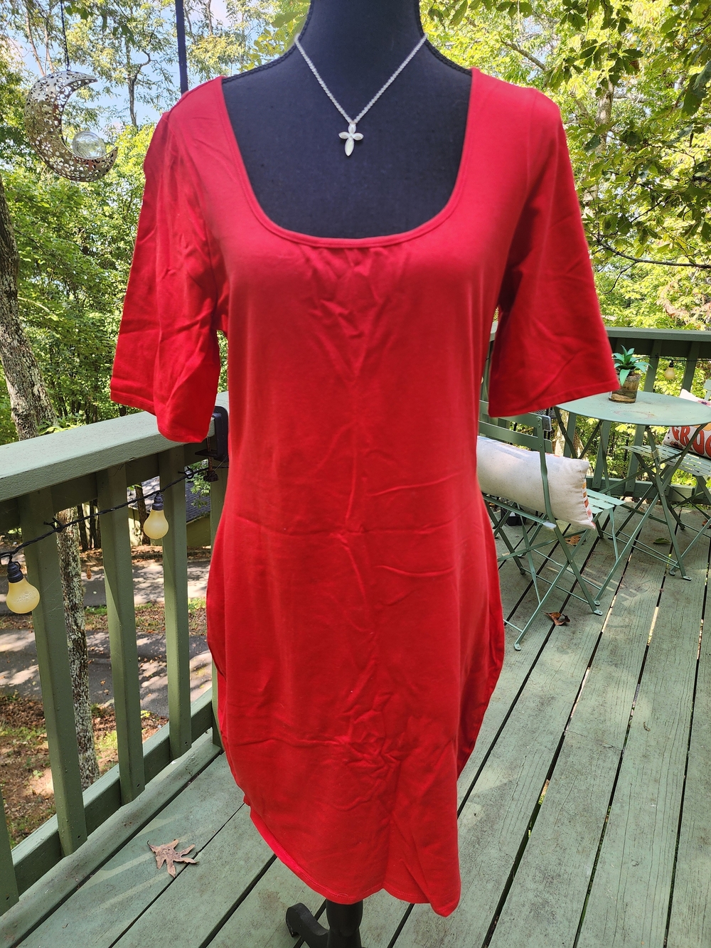 VENUS Red Scoop Neck Midi Dress